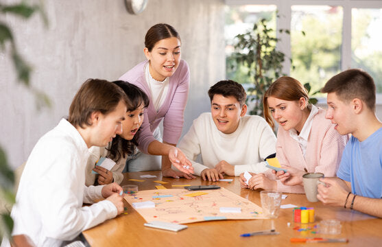 Board Games for Teens: Combining Fun and Learning